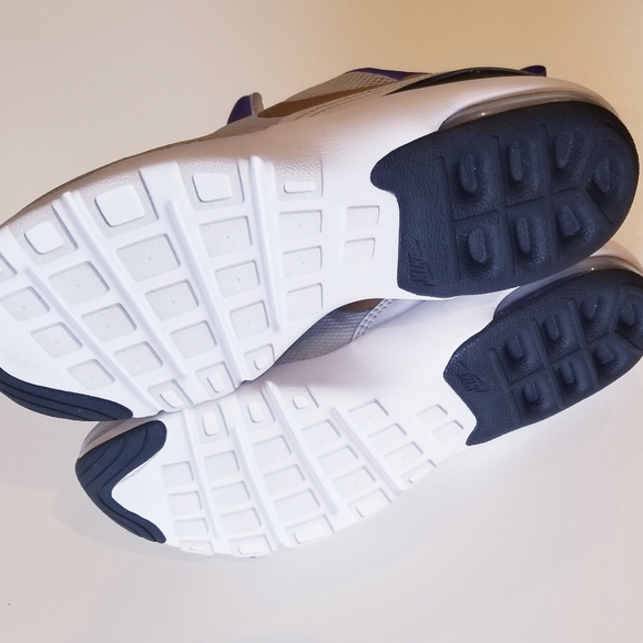 Nike Air Max Siren Like New! - Picture 6 of 10